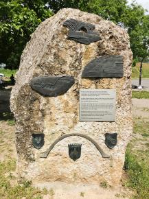 Kastel (Castellum Mattiacorum) (Steinskulptur) (Wiesbaden)