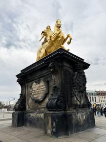 "Der goldene Reiter" (August der Starke, Kurfürst) (1670-1733) (Reiterstandbild) (Dresden)