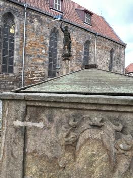 Brunnen an der Oberkirche (Arnstadt)