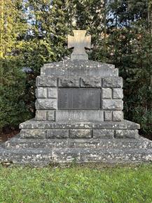 Kriegerdenkmal (Gossel/Geratal)