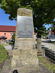Kriegerdenkmal (Röhrensee/Amt Wachsenburg)