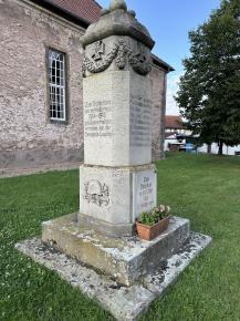 Kriegerdenkmal (Laucha/Hörsel)