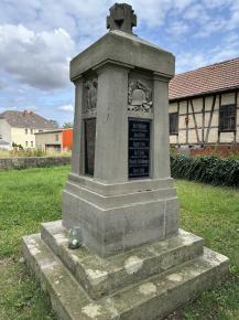 Kriegerdenkmal (Behringen/Hörselberg-Hainich (VG))