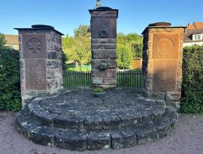 Kriegerdenkmal (Tröbnitz/Hügelland-Täler (VG))
