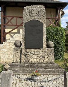Kriegerdenkmal (Ottstedt am Berge/Grammetal)