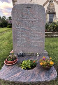 Kriegerdenkmal (Tröchtelborn/Nesseaue)