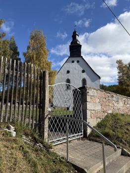 Dorfkirche (Brünn/Auengrund)