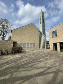 Kreuzkirche (Barmbek)