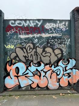 London (Graffiti)